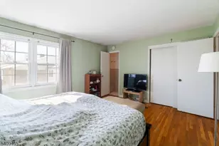 8 Cardinal Ln, Hillsborough Township, NJ 08844 - Photo 20