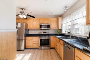 8 Cardinal Ln, Hillsborough Township, NJ 08844 - Photo 10