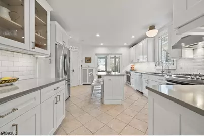 281 Forest Ave, Glen Ridge, NJ 07028 - Photo 18