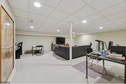 7 Coniston Ct, Wayne Twp., NJ 07470 - Photo 34