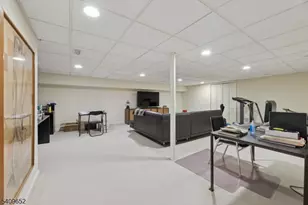 7 Coniston Ct, Wayne Twp., NJ 07470 - Photo 34