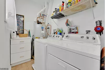 1118 Warrens Way, Wanaque, NJ 07465 - Photo 22