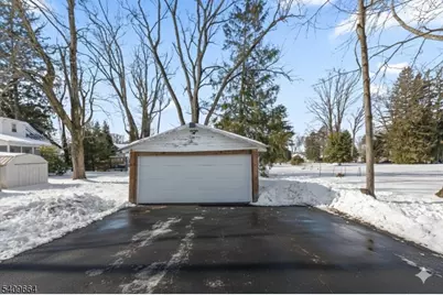 37 Van Duyn Dr, Ewing Township, NJ 08618 - Photo 40