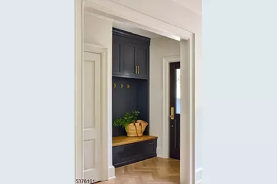 84 Watchung Avenue, Montclair, NJ 07043 - Photo 22