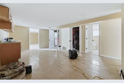 72 N 13th St, Newark, NJ 07107 - Photo 32