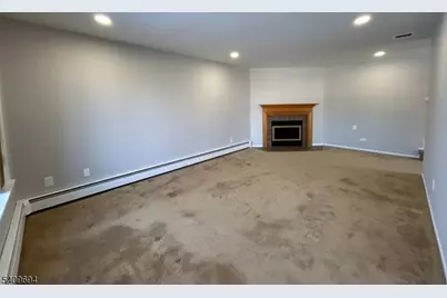 82 Fallen Timbers Trl, Rockaway Township, NJ 07866 - Photo 8