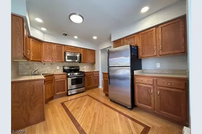 82 Fallen Timbers Trl, Rockaway Township, NJ 07866 - Photo 4