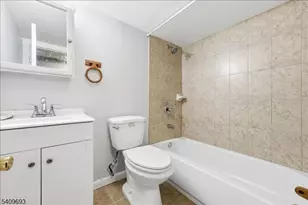 23 Cummings St, Irvington, NJ 07111 - Photo 18