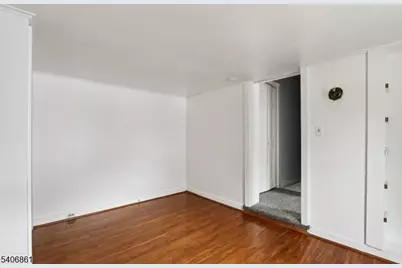 81 Grove St, Somerville, NJ 08876 - Photo 14