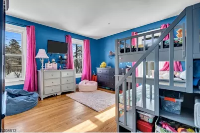 589 Mountain Ave, Bound Brook, NJ 08805 - Photo 20