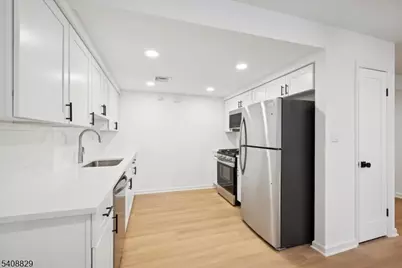 103 Park Ave #E201, Summit, NJ 07901 - Photo 4