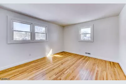 22 Glen Rd, Bridgewater Twp., NJ 08805 - Photo 36