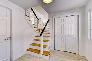 22 Glen Rd, Bridgewater Twp., NJ 08805 - Photo 12