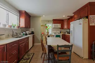 348 Cherry St, Elizabeth, NJ 07208 - Photo 8