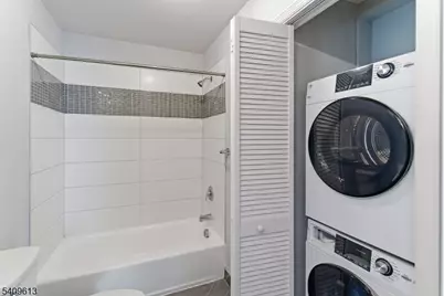 160 Lafayette St #401, Jersey City, NJ 07304 - Photo 10