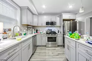 510 S 17th St, Newark, NJ 07103 - Photo 8