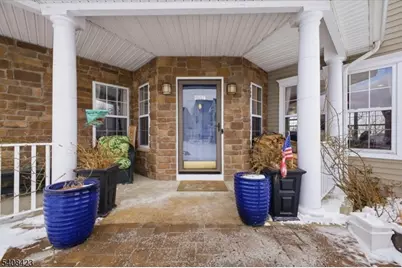 927 Timberline Dr, Jefferson Township, NJ 07849 - Photo 2