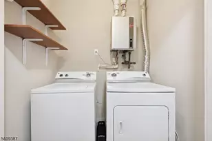 105-107 Broad Sst, Newark, NJ 07104 - Photo 12