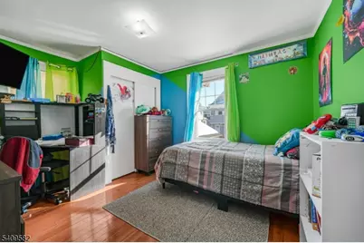 33 Beaumont Pl, Newark, NJ 07104 - Photo 10