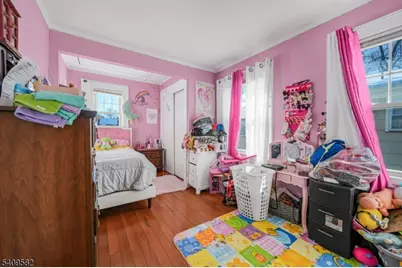 33 Beaumont Pl, Newark, NJ 07104 - Photo 8