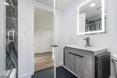 252 Keer Ave, Newark, NJ 07112 - Photo 14