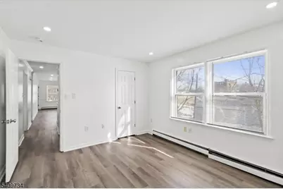 17 Holsman St, Paterson, NJ 07522 - Photo 12