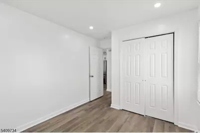 17 Holsman St, Paterson, NJ 07522 - Photo 14