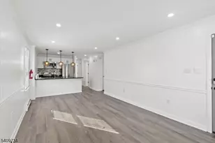 17 Holsman St, Paterson, NJ 07522 - Photo 2