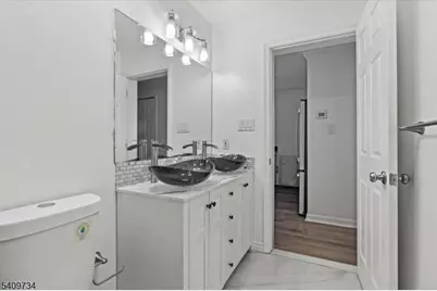 17 Holsman St, Paterson, NJ 07522 - Photo 18