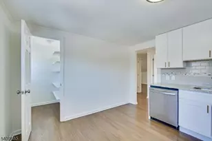 432 Rosetta Pl, Union Township, NJ 07083 - Photo 8