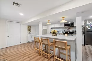 33-35 Mapes Ave, Newark, NJ 07112 - Photo 16