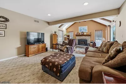 4 Santina Court, Lawrence Township, NJ 08648 - Photo 6