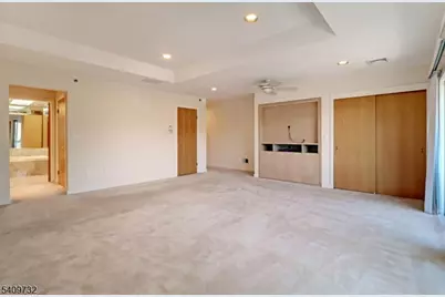 30 Paris Cir, West Orange Township, NJ 07052 - Photo 16