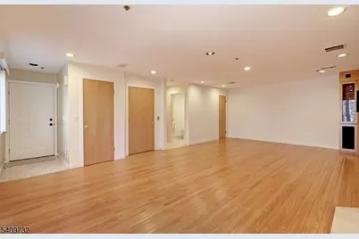 30 Paris Cir, West Orange Township, NJ 07052 - Photo 6