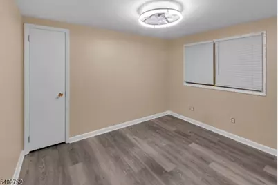 2604 Parkway Avenue, Linden, NJ 07036 - Photo 8