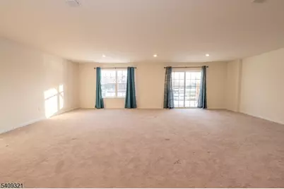 601 Charleston Dr, Monroe Township, NJ 08831 - Photo 30