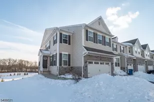 601 Charleston Dr, Monroe Township, NJ 08831 - Photo 40