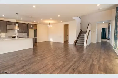 601 Charleston Dr, Monroe Township, NJ 08831 - Photo 12