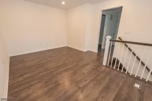 601 Charleston Dr, Monroe Township, NJ 08831 - Photo 10