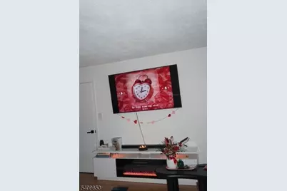 2007A Stonegate Ln, Stanhope, NJ 07874 - Photo 4