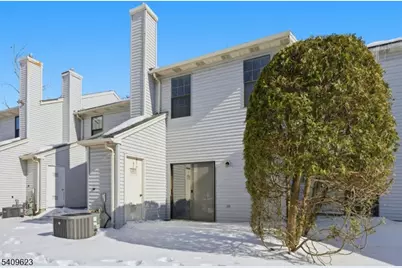 303 Maplecrest Rd, Edison Twp., NJ 08820 - Photo 36