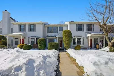 303 Maplecrest Rd, Edison Twp., NJ 08820 - Photo 2