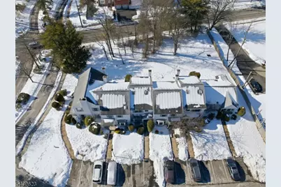 303 Maplecrest Rd, Edison Twp., NJ 08820 - Photo 38