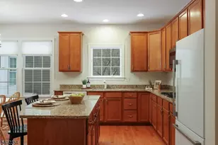 64 Bedford Dr, Montgomery Township, NJ 08558 - Photo 16