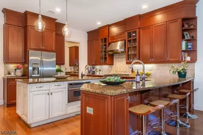 3 Christopher Ct, Montclair, NJ 07042 - Photo 18