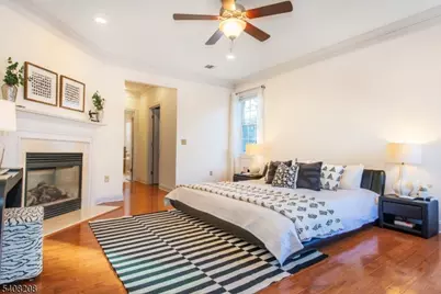 3 Christopher Ct, Montclair, NJ 07042 - Photo 4