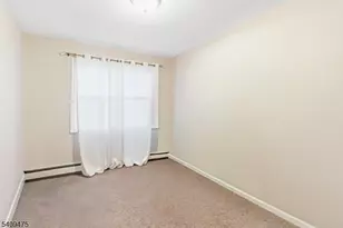 310 Boulevard Dr, Wayne, NJ 07470 - Photo 18