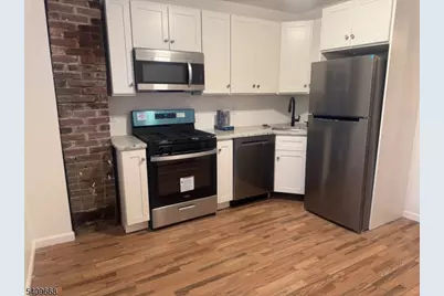 107 Fulton Ave, Jersey City, NJ 07305 - Photo 4