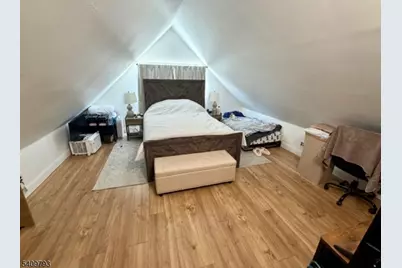 117 Court Ave, Lyndhurst Township, NJ 07071 - Photo 8