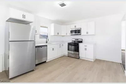 263 E 25th St, Paterson, NJ 07514 - Photo 24